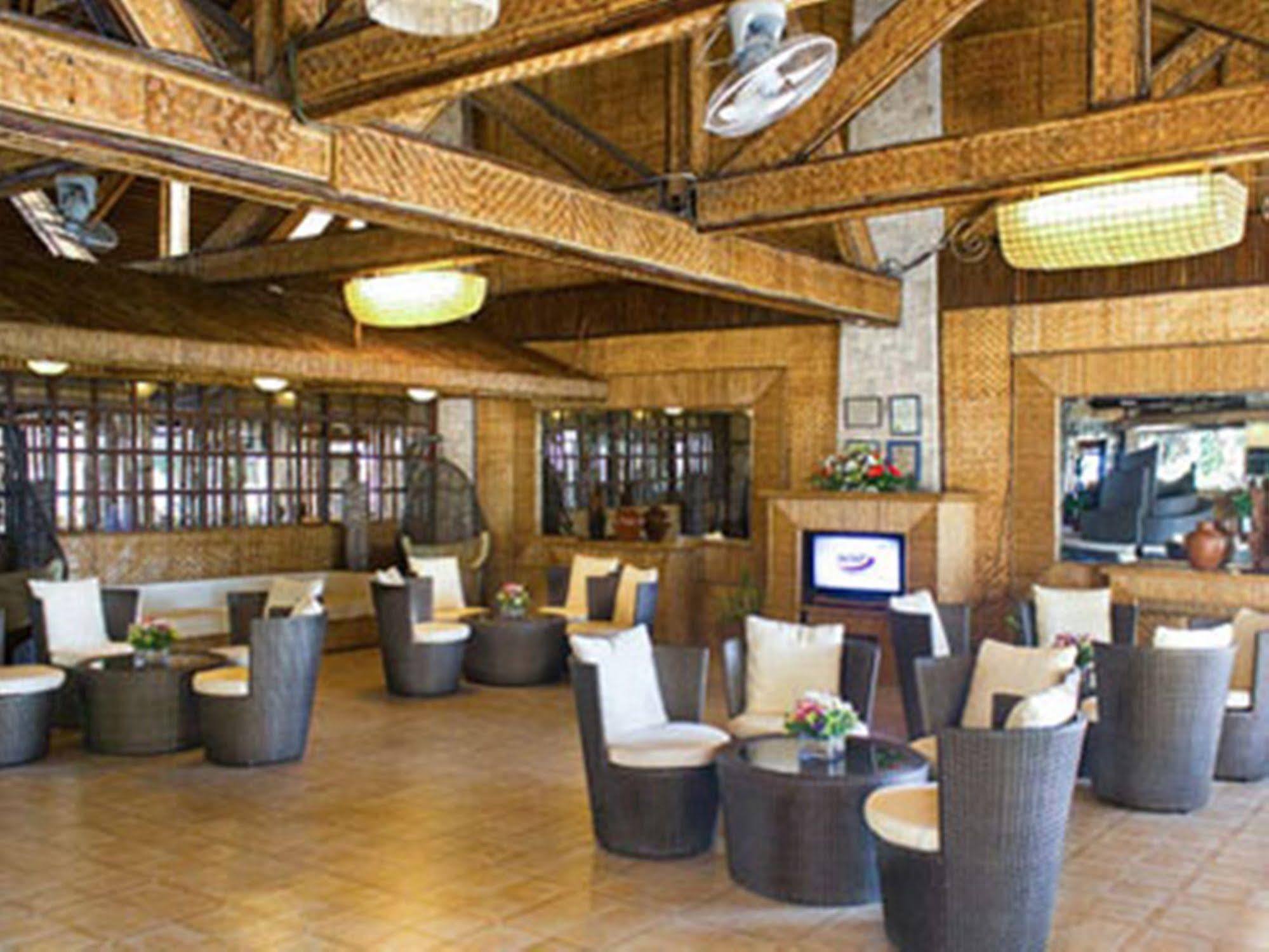 Matabungkay Beach Hotel 利安 外观 照片
